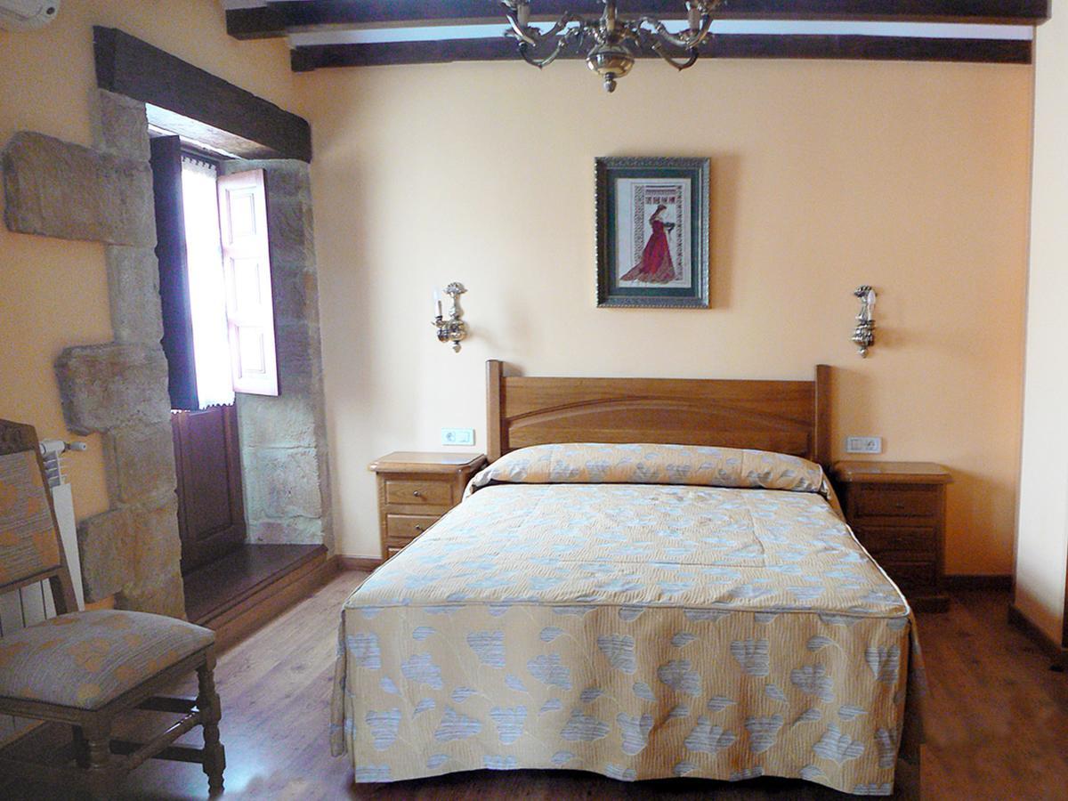 Posada Ribera Del Pas Iruz Chambre photo
